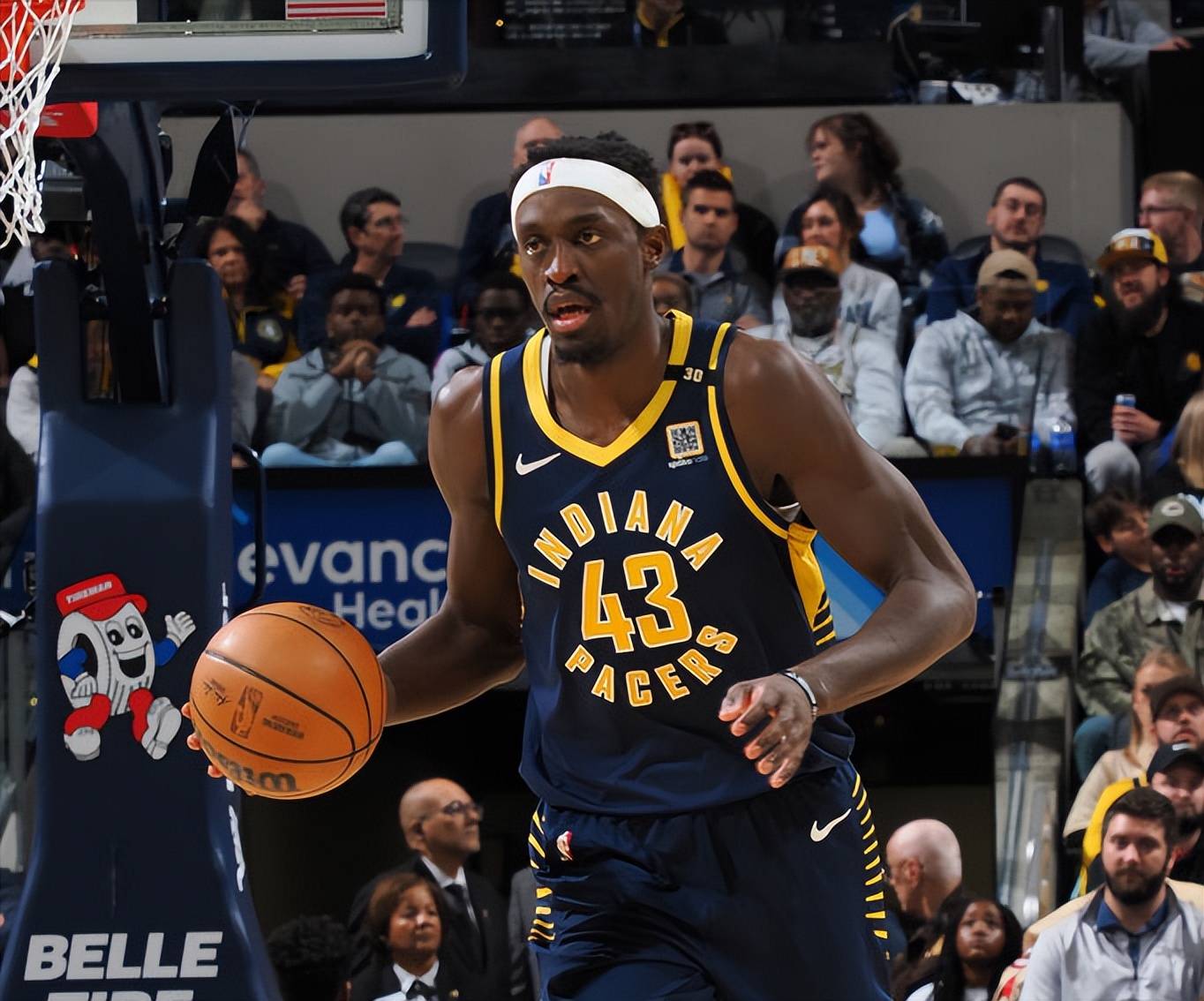 篮网疲态尽显,努力在东部赛区前八进步 篮网疲态尽显,努力在东部赛区前八进步