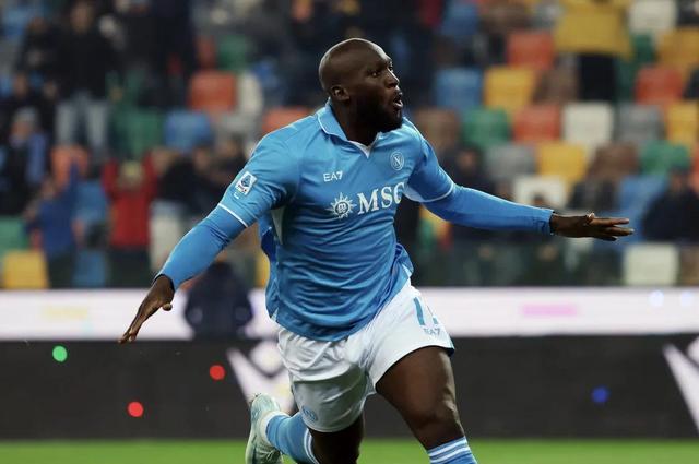 那不勒斯进攻火力强,轻松战胜对手的简单介绍 那不勒斯进攻火力强,轻松战胜对手的简单介绍