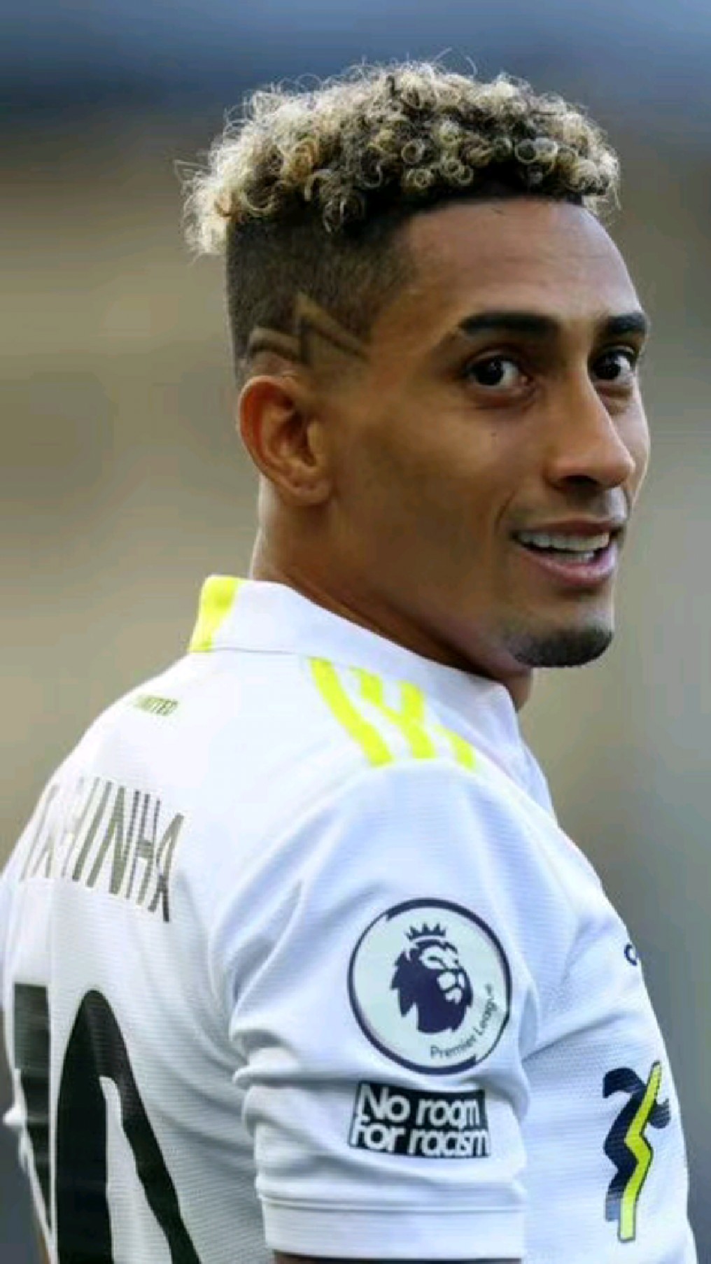 利兹联遭遇十连败,陷入保级泥潭的简单介绍 利兹联遭遇十连败,陷入保级泥潭的简单介绍