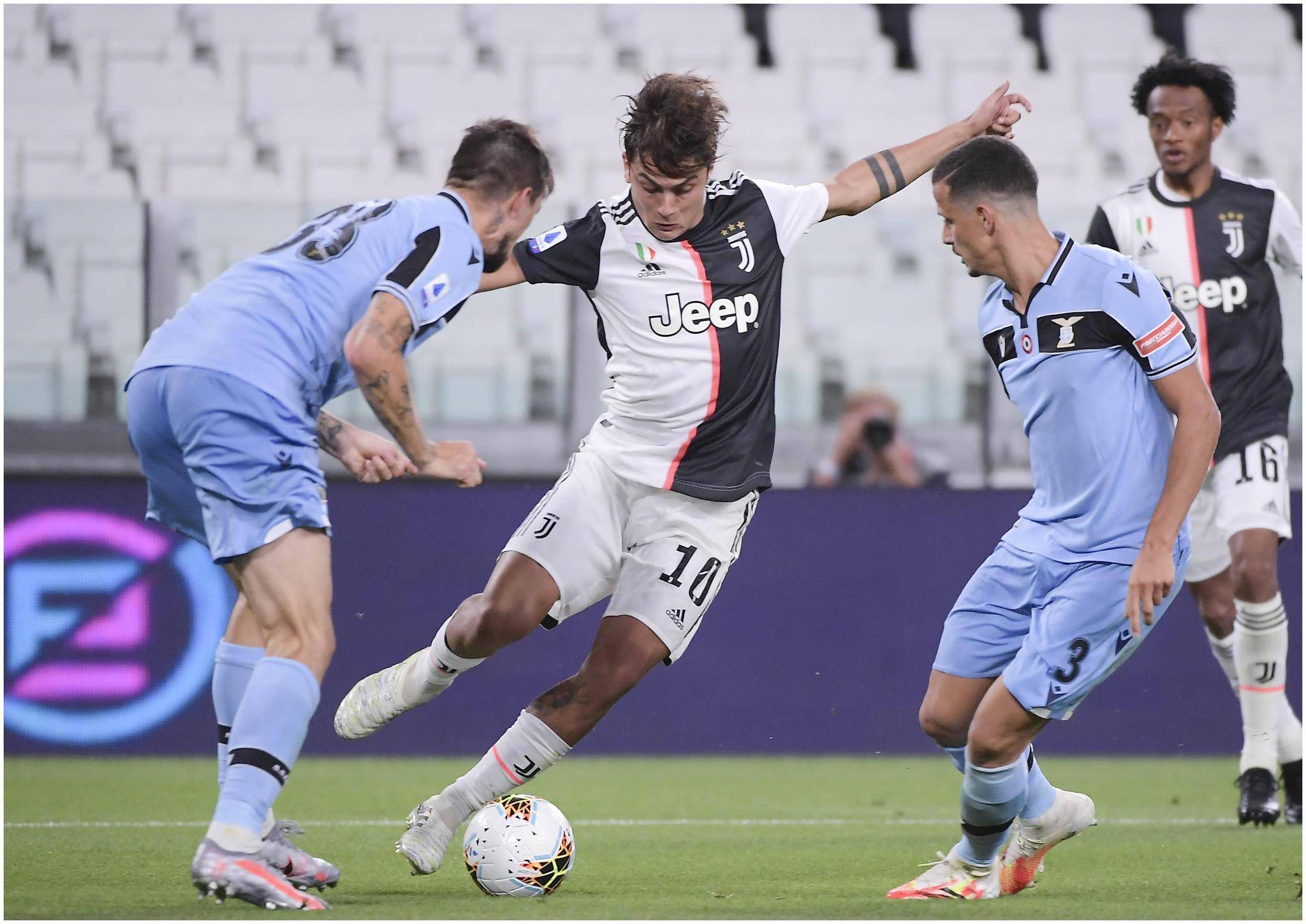 乌迪内斯战平非凡,展现出色进攻火力的简单介绍 乌迪内斯战平非凡,展现出色进攻火力的简单介绍