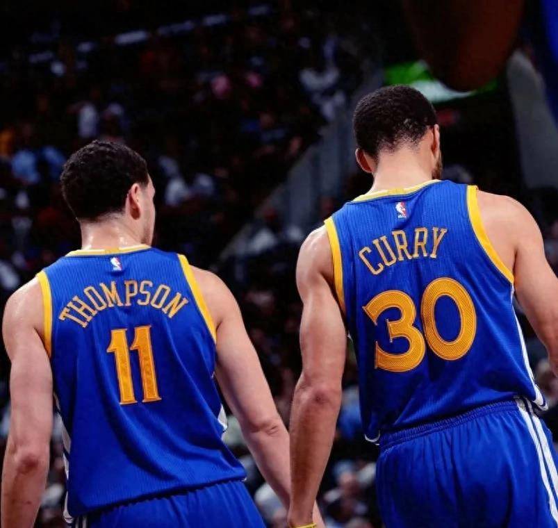 杜巴利梅开二度,尤文图斯主场大胜气势如虹的简单介绍 杜巴利梅开二度,尤文图斯主场大胜气势如虹的简单介绍