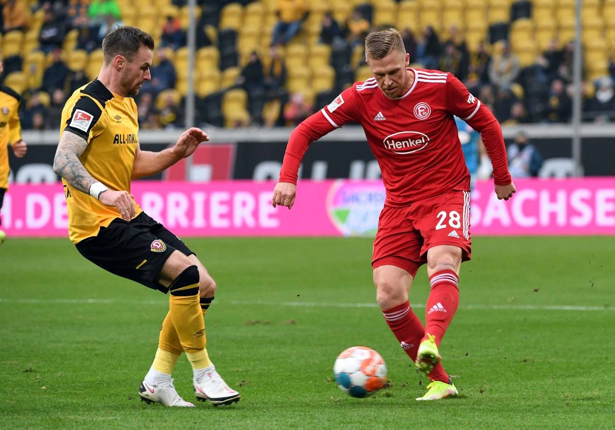 斯图加特队面临保级压力,努力保持不败的简单介绍 斯图加特队面临保级压力,努力保持不败的简单介绍