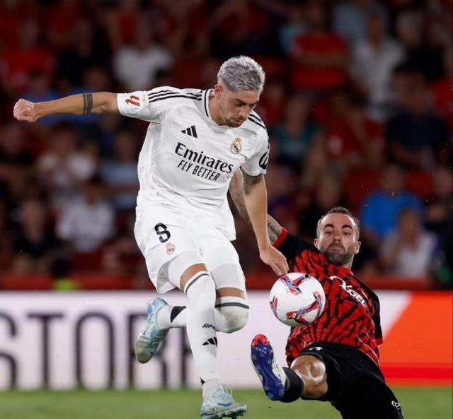 皇家马德里逆转胜出,球队雄心再次燃起的简单介绍 皇家马德里逆转胜出,球队雄心再次燃起的简单介绍