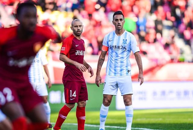 包含河北华夏幸福战胜竞争对手，积分榜上升的词条