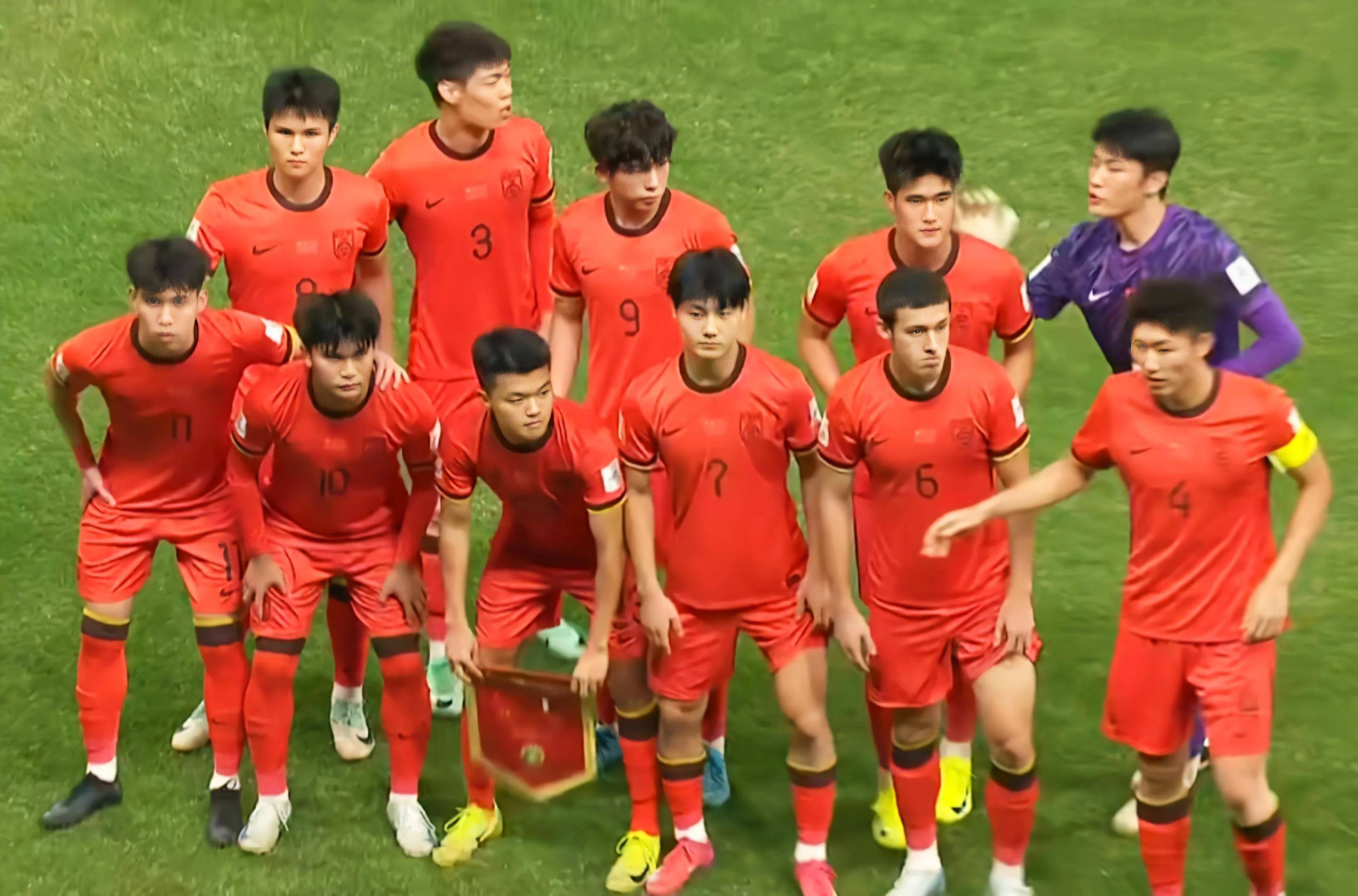 爱游戏入口-强强对决，争夺亚洲足球荣耀的简单介绍