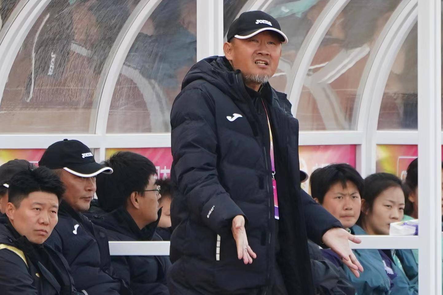 胜利之门：女足比赛的胜者将何去何从的简单介绍