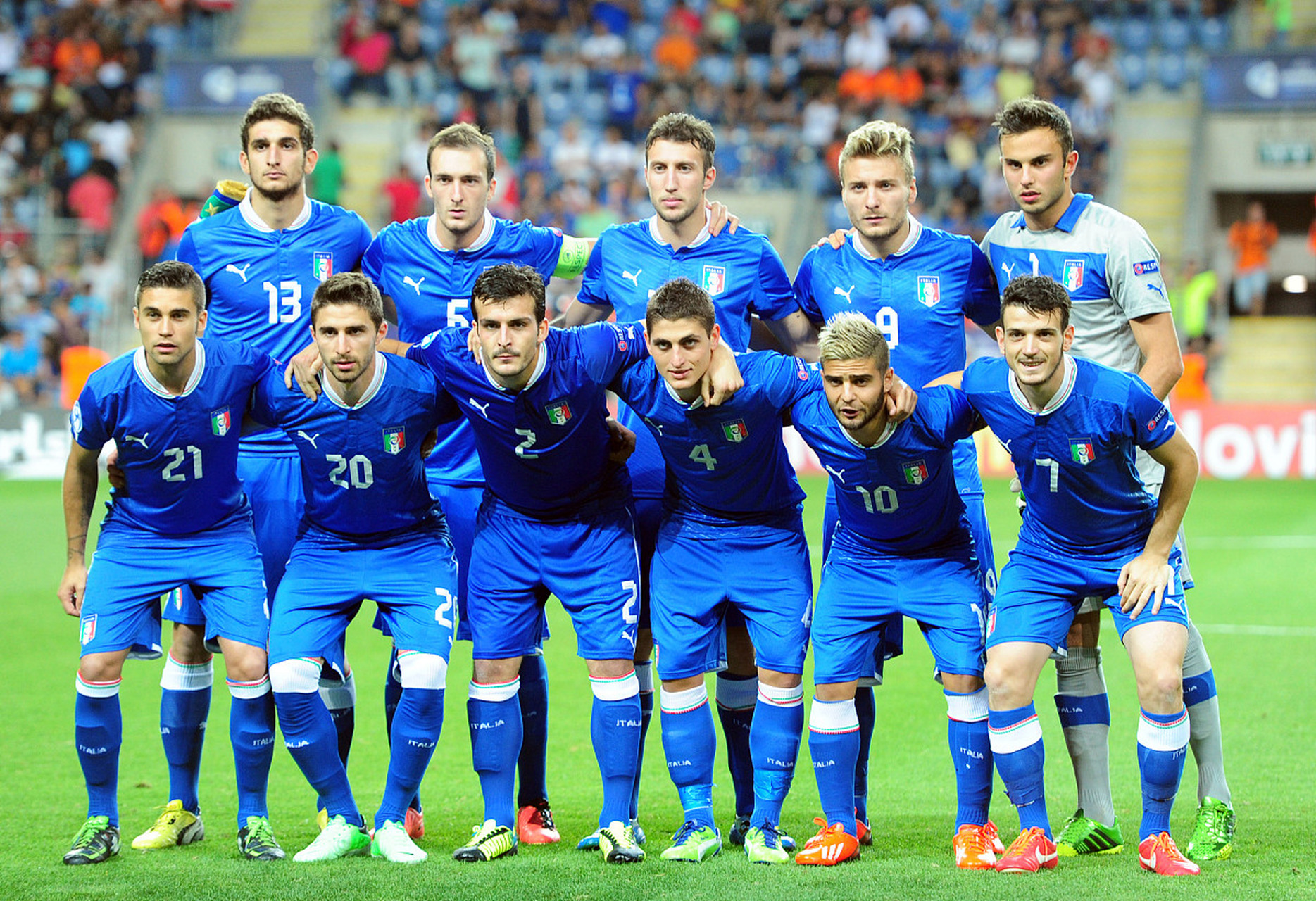 关于丹麦队在比赛中展现出出色团队合作，取得胜利的信息