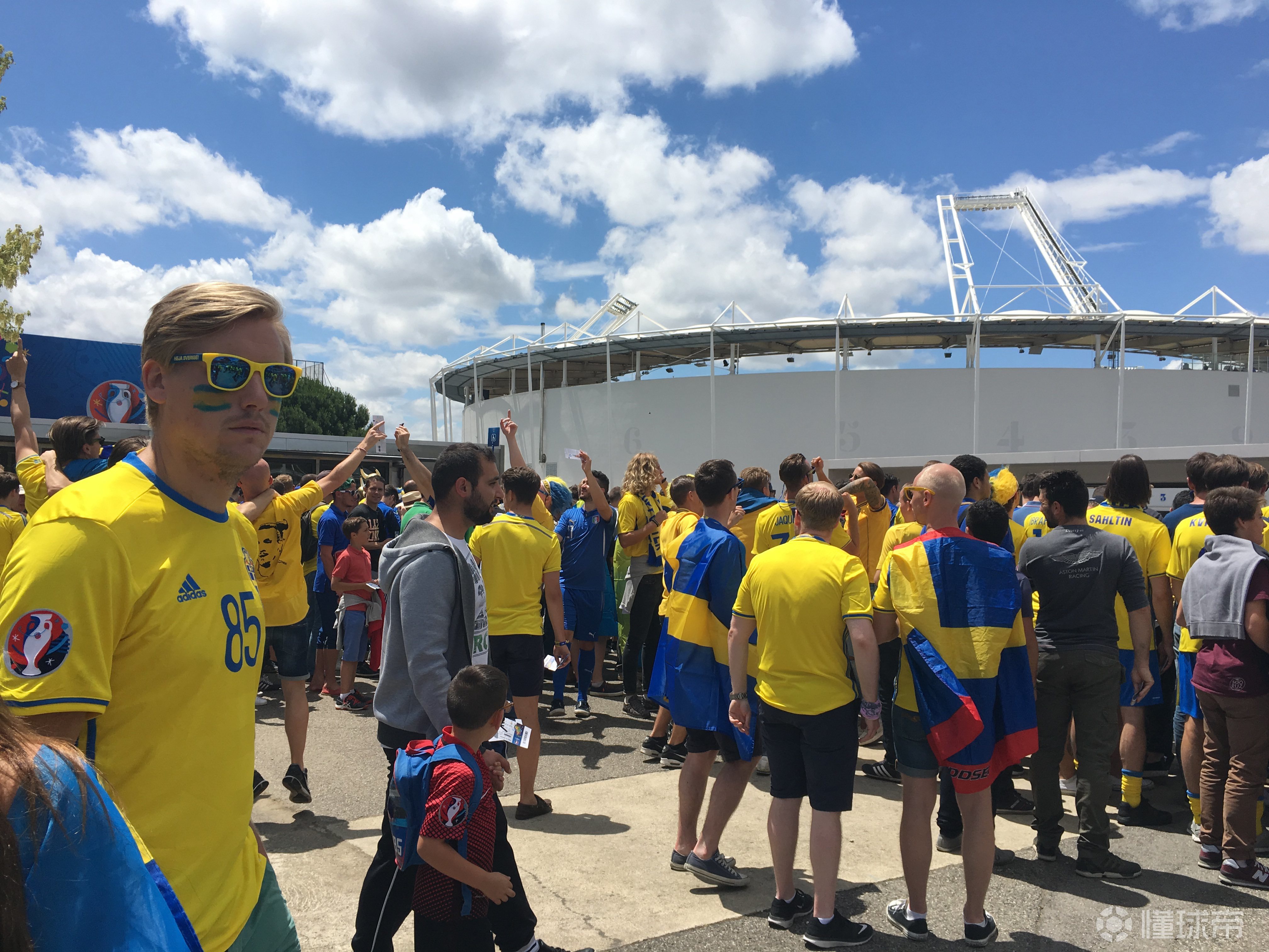 荷兰惜败瑞典，仍力争晋级欧洲杯