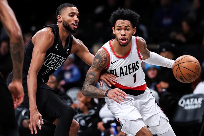 猛龙与爵士对决：伦纳德和米切尔谁能占据上风的简单介绍