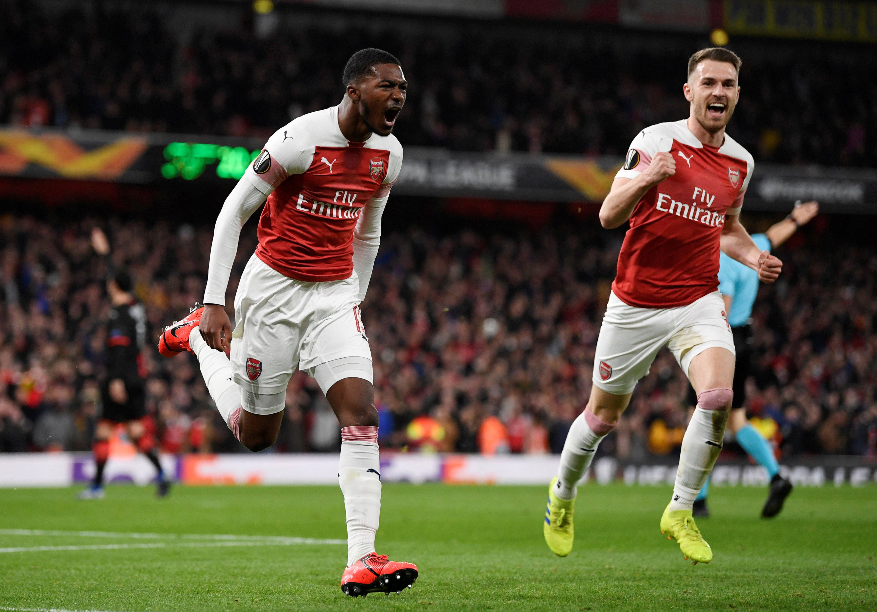 爱游戏APP-拜仁慕尼黑在欧冠中表现抢眼