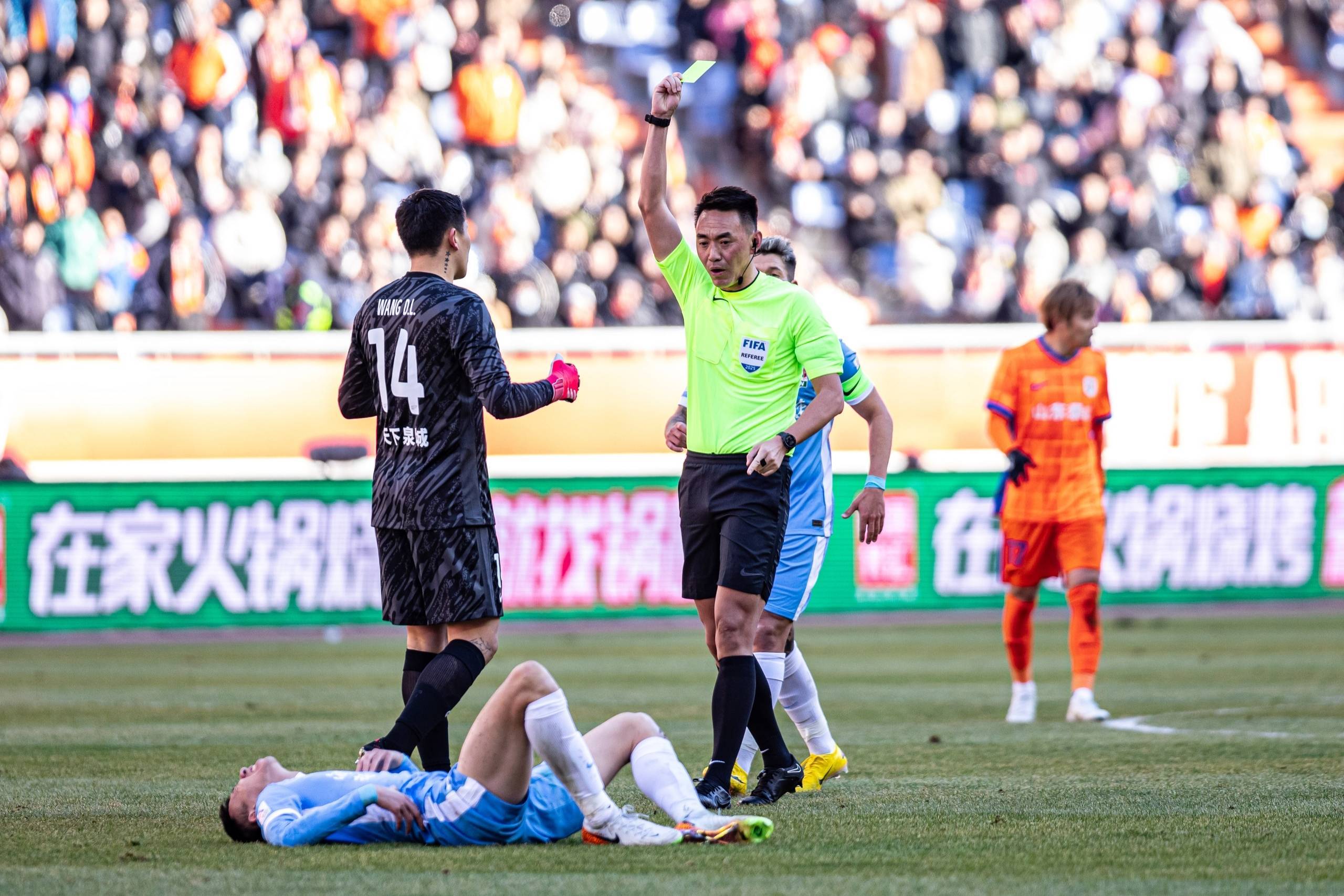 大联赛一场重要比赛迎来双方激烈对决的简单介绍