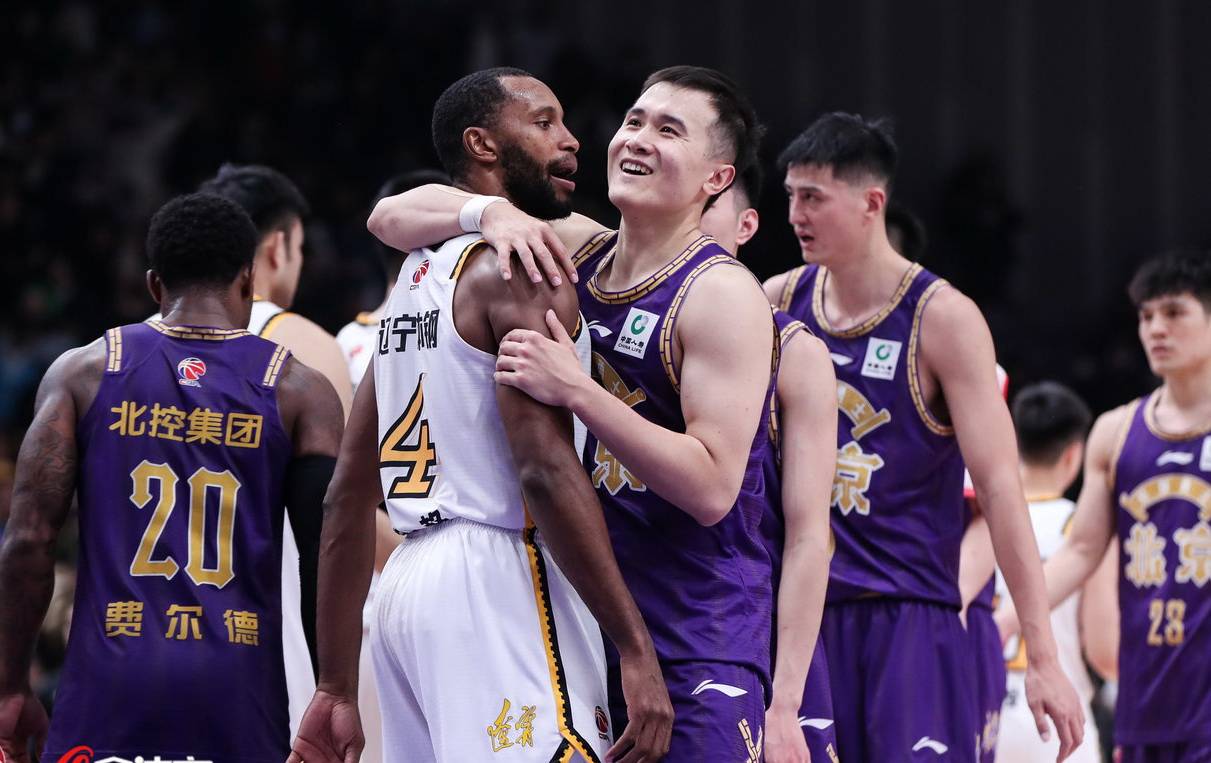 爱游戏tv-辽宁队力克福建队，保持不败纪录