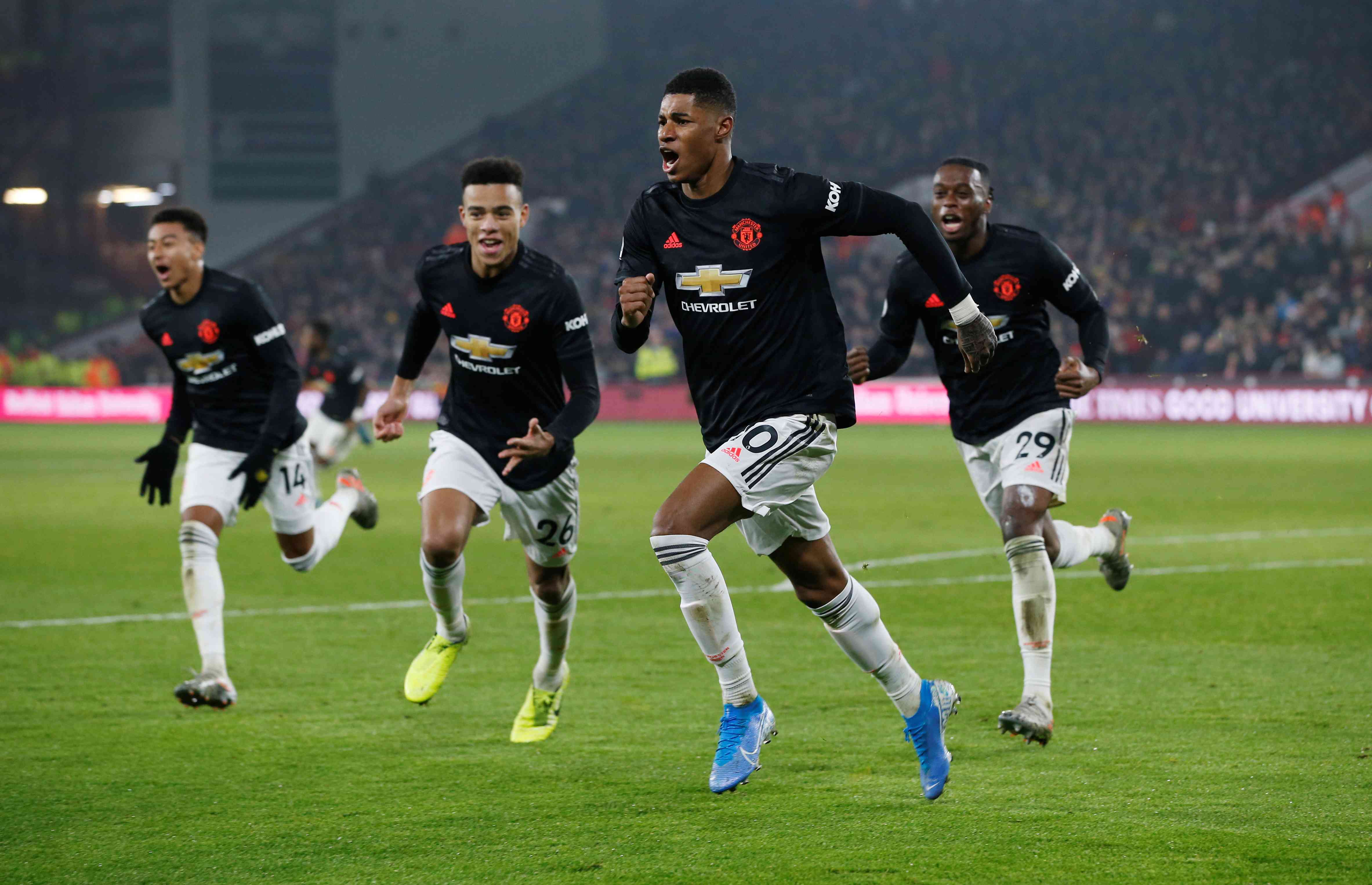 爱游戏大厅-关于曼联遭遇失利，争四形势堪忧的信息