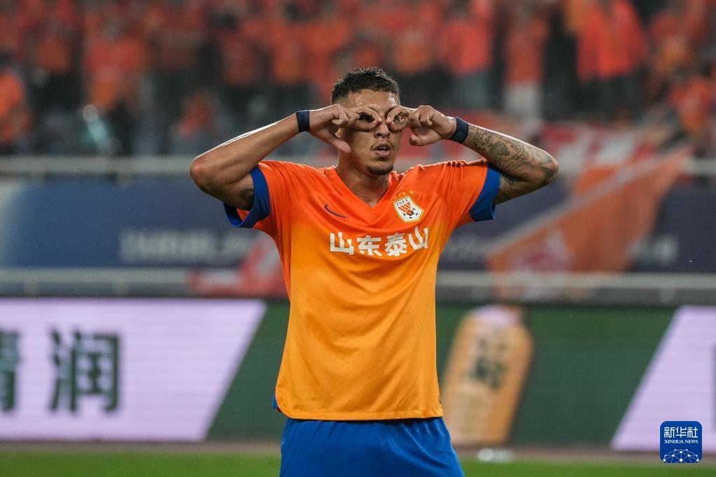 鲁能血战恒大,后卫防线受考验的简单介绍 鲁能血战恒大,后卫防线受考验的简单介绍