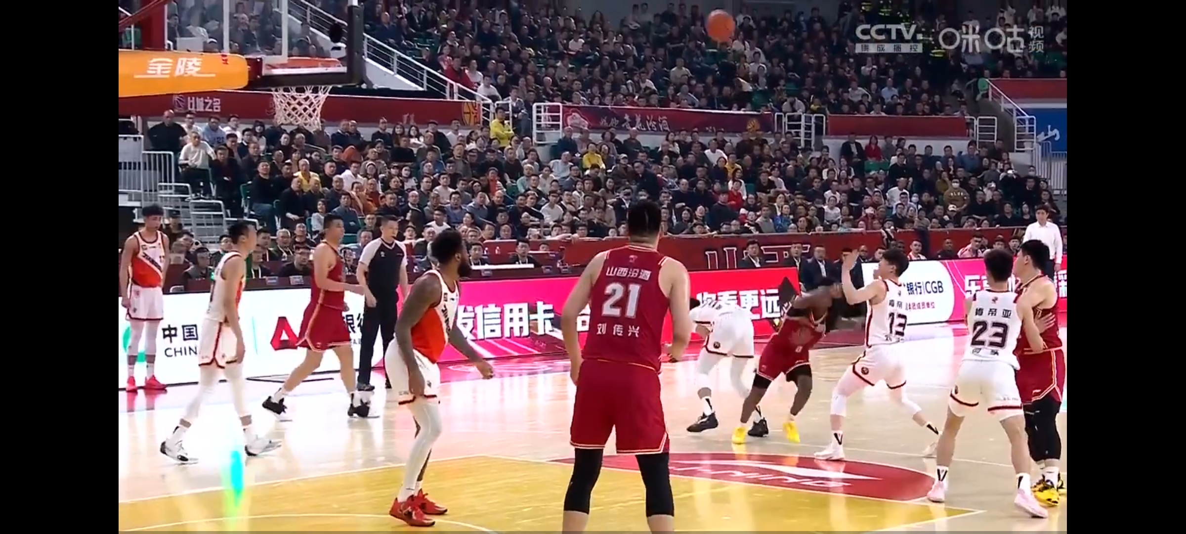 爱游戏-江苏肯帝亚特步停止颓势，全队集中备战的简单介绍