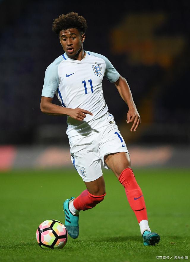 英格兰队在最近一场比赛中表现抢眼