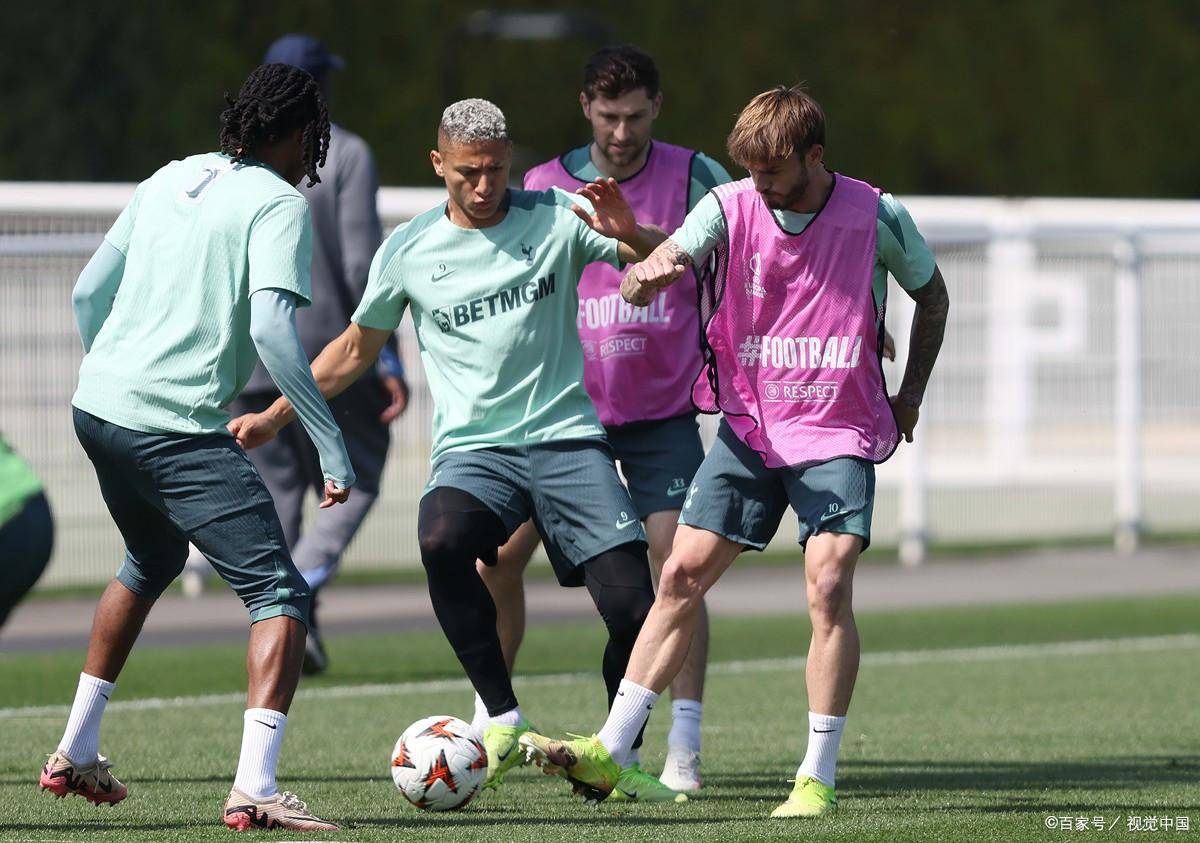 热刺实现反超,继续保持领先优势 热刺实现反超,继续保持领先优势