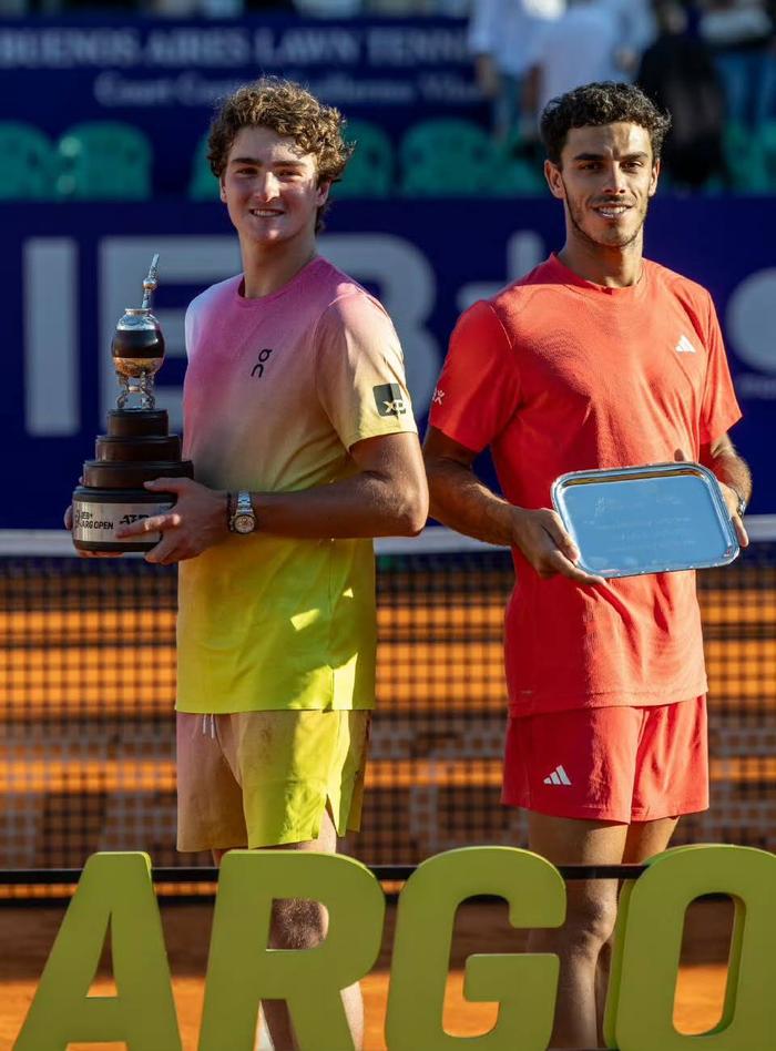 基艾多夫连胜不止,向冠军进发 基艾多夫连胜不止,向冠军进发