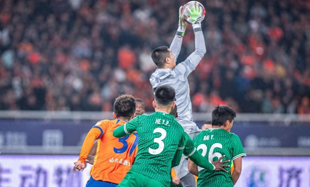 北京国安备受关注,对阵天津天海 北京国安备受关注,对阵天津天海