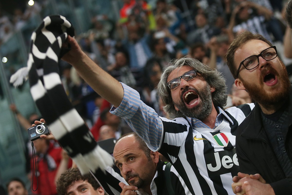 尤文图斯突破希腊取得惊险胜利! 尤文图斯突破希腊取得惊险胜利!