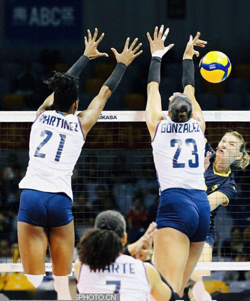 乌克兰篮球队力挫强敌，晋级决赛