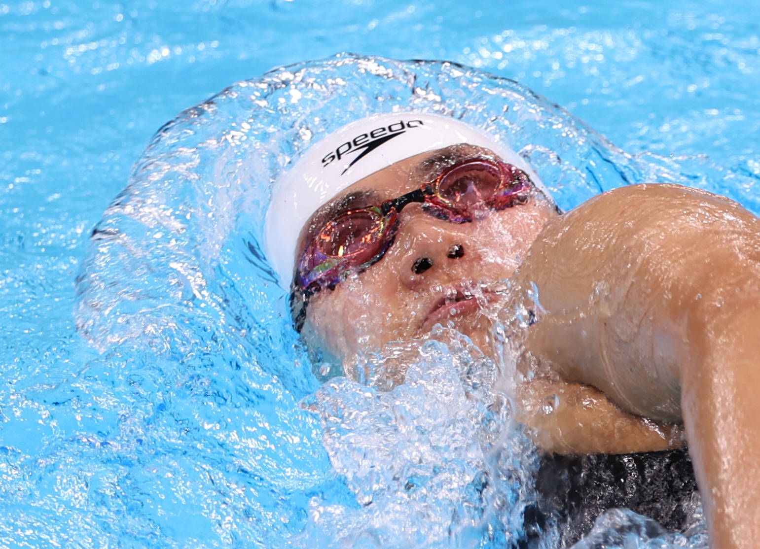 瑞士新晋游泳运动员夺得第一名 瑞士新晋游泳运动员夺得第一名