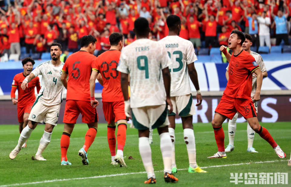 沙特球队绝杀对手,惊险获胜 沙特球队绝杀对手,惊险获胜