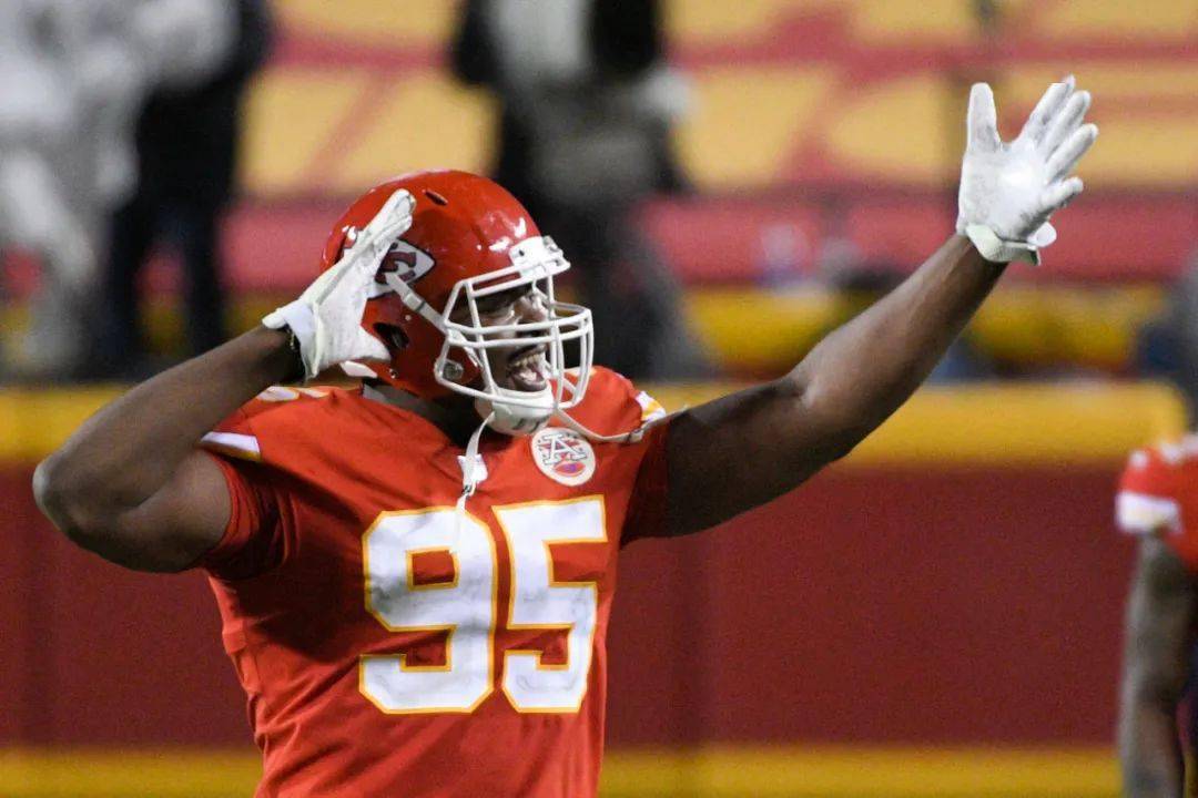 强力防线守住胜利,实现卫冕之路 强力防线守住胜利,实现卫冕之路