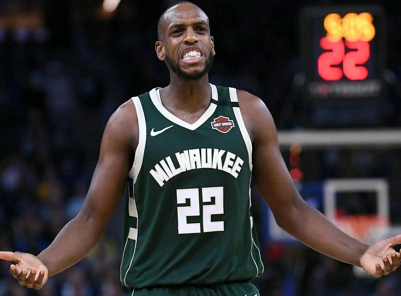 雄鹿再次取得胜利,安东尼达库诺波切西奇狂砍失误 雄鹿再次取得胜利,安东尼达库诺波切西奇狂砍失误