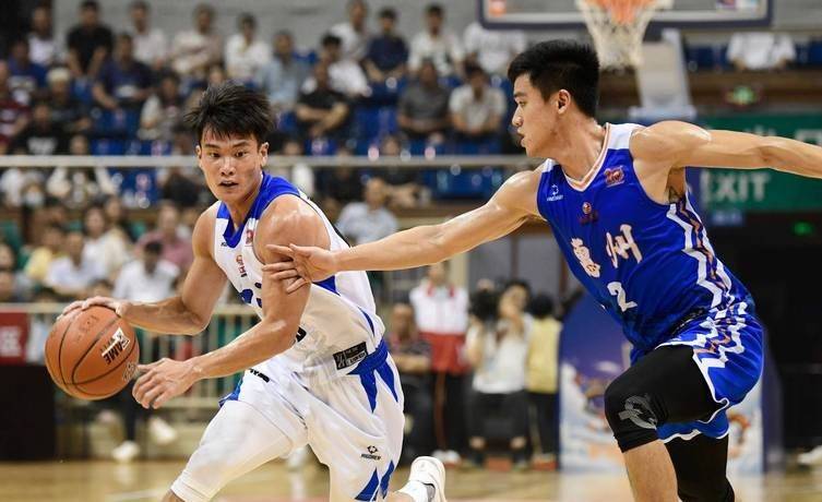 江苏队遗憾失利,球队内部紧急调整的简单介绍 江苏队遗憾失利,球队内部紧急调整的简单介绍