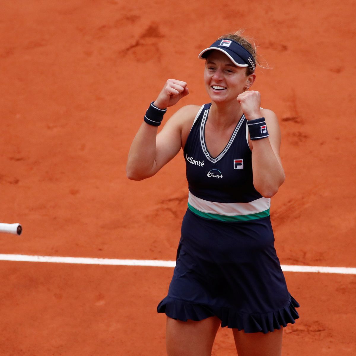 西亚运动员多金斩获,实力备受瞩目的简单介绍 西亚运动员多金斩获,实力备受瞩目的简单介绍