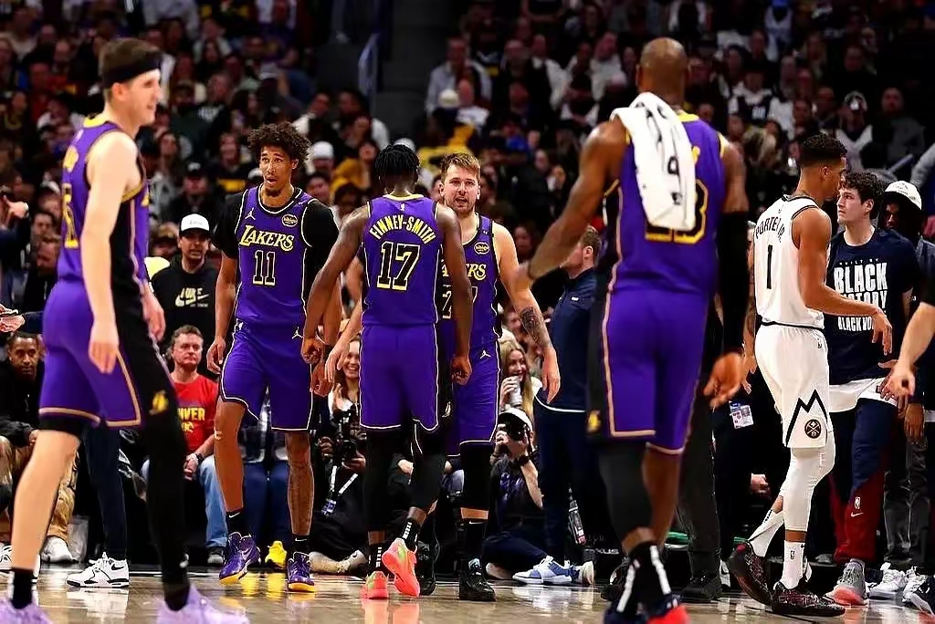 死士球星状态回升,连续两场比赛突破分 死士球星状态回升,连续两场比赛突破分