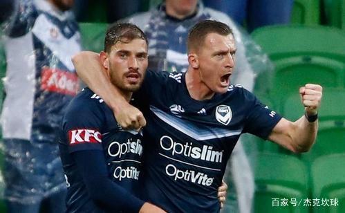 正选球员连续砍分,球队客场取胜 正选球员连续砍分,球队客场取胜