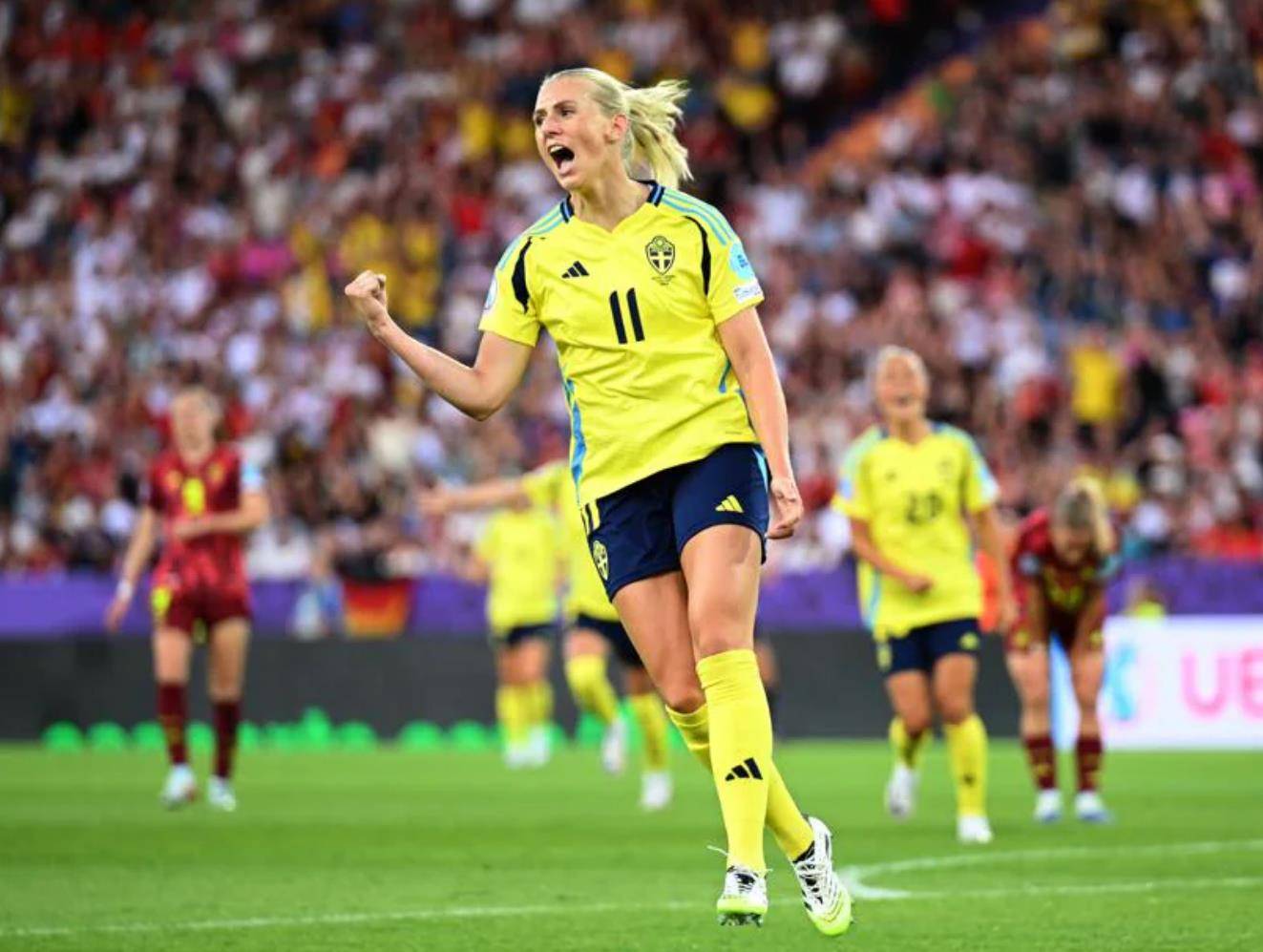 欧洲杯预选赛:瑞典队一路领先晋级下一轮 欧洲杯预选赛:瑞典队一路领先晋级下一轮