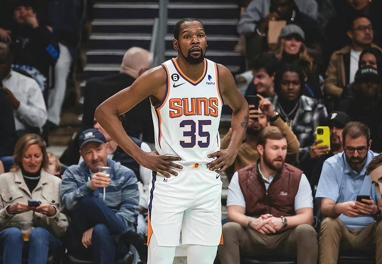 黄蜂取得宝贵胜利,稳定士气 黄蜂取得宝贵胜利,稳定士气