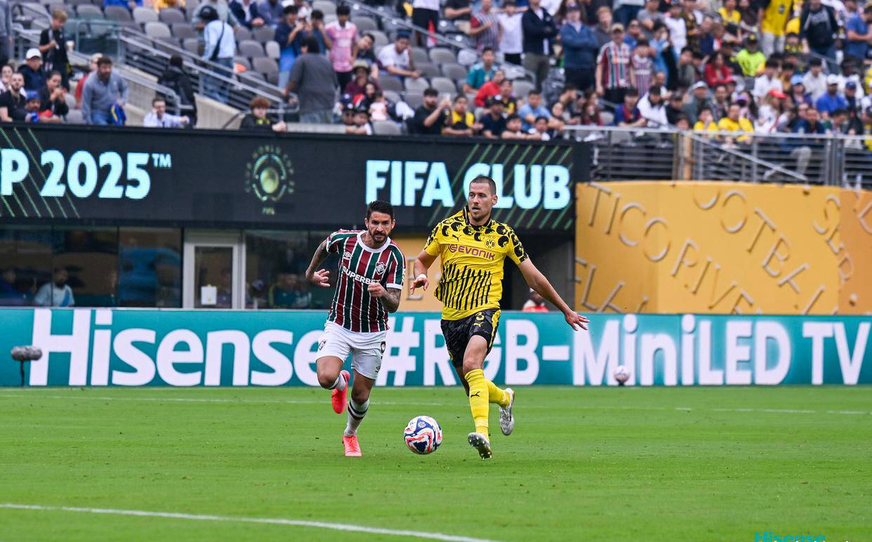 多特蒙德客场一球小胜法兰克福，保住前四希望