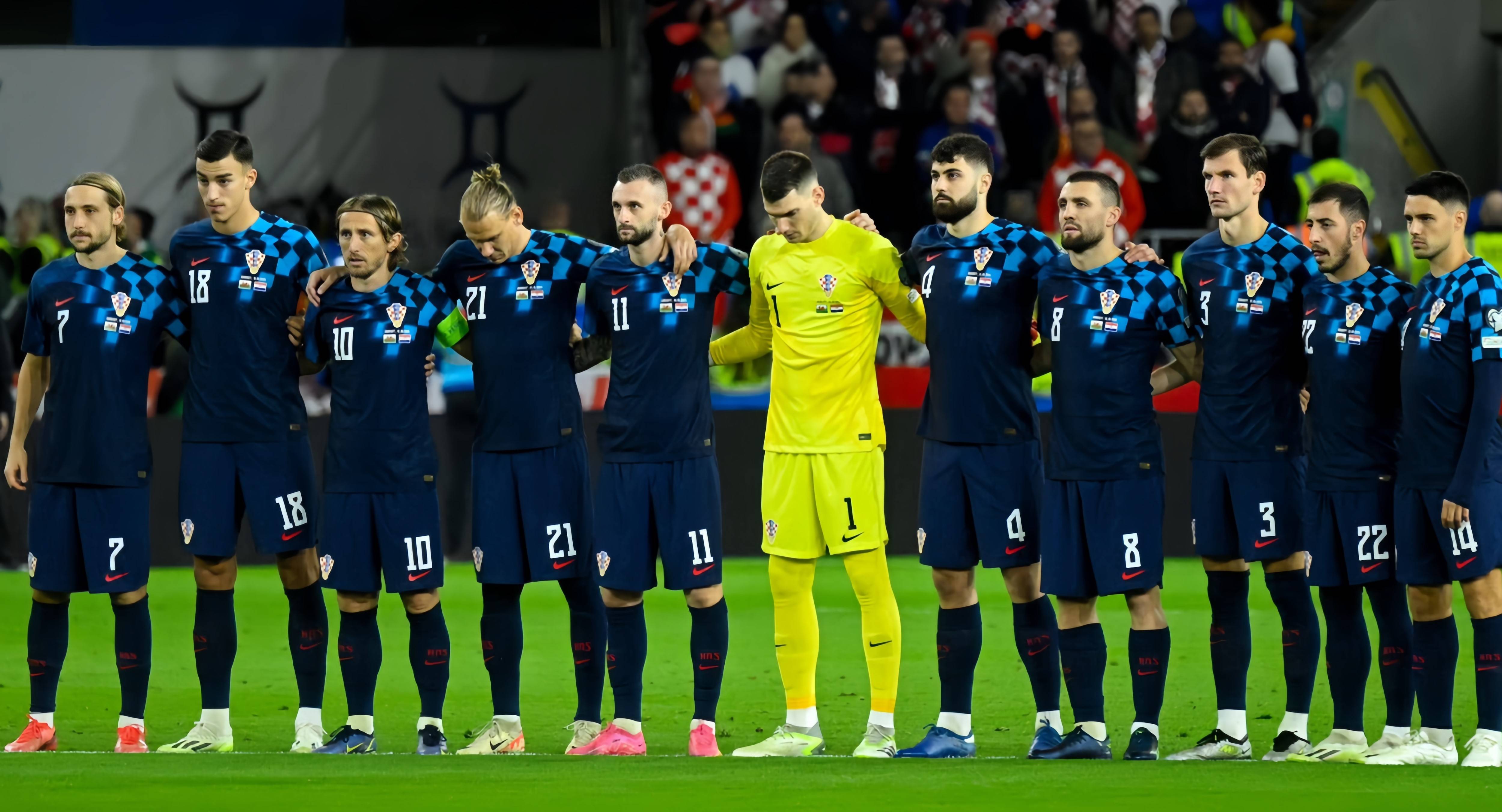 欧洲豪门足球队崭露头角，备战欧洲杯壮丽开幕的简单介绍