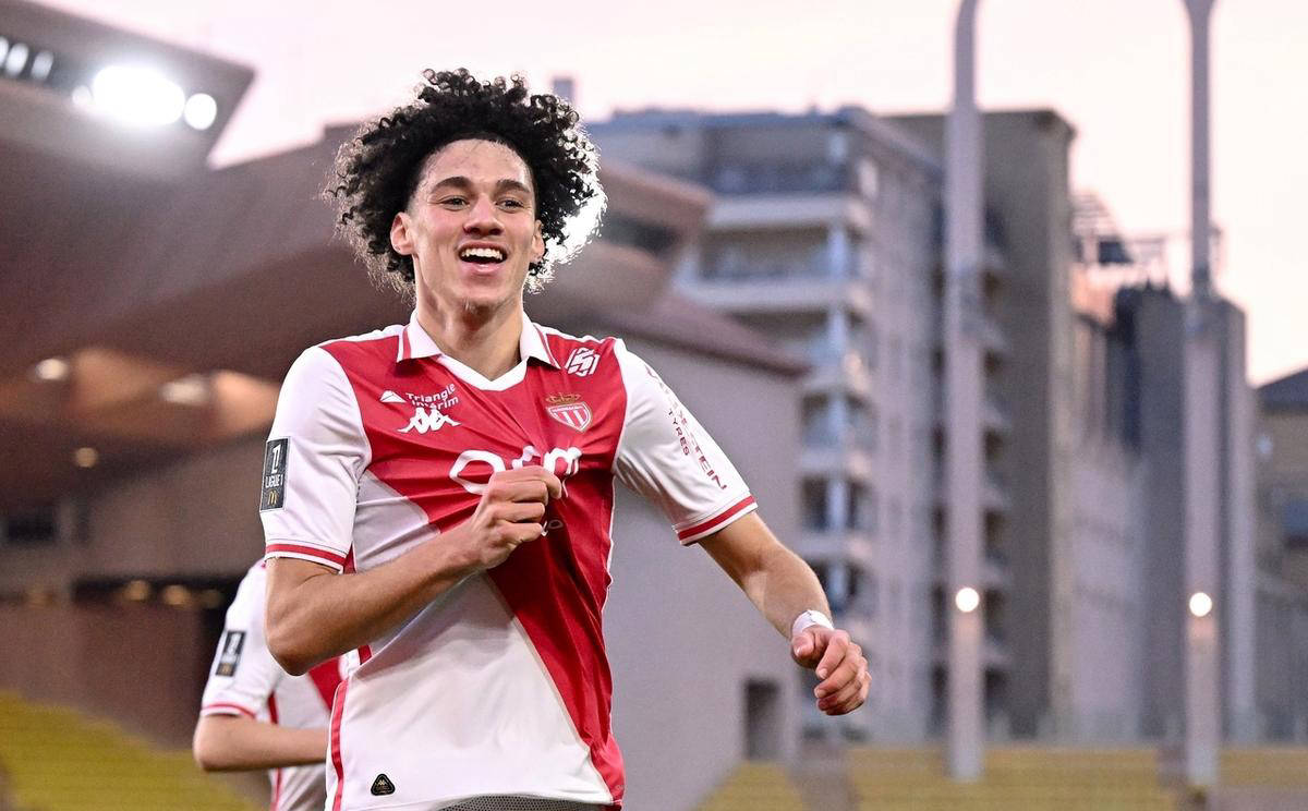 摩纳哥队将向法甲冠军发起挑战 摩纳哥队将向法甲冠军发起挑战