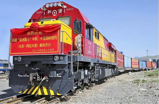 中亚代表团放眼金牌榜,全力前行 中亚代表团放眼金牌榜,全力前行