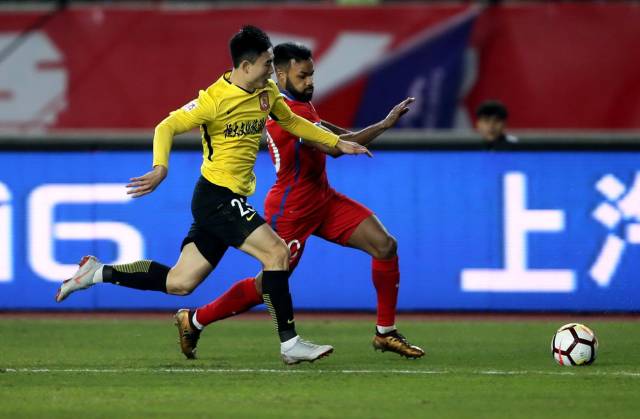 重庆斯威主场被绝杀,遭遇两连败 重庆斯威主场被绝杀,遭遇两连败