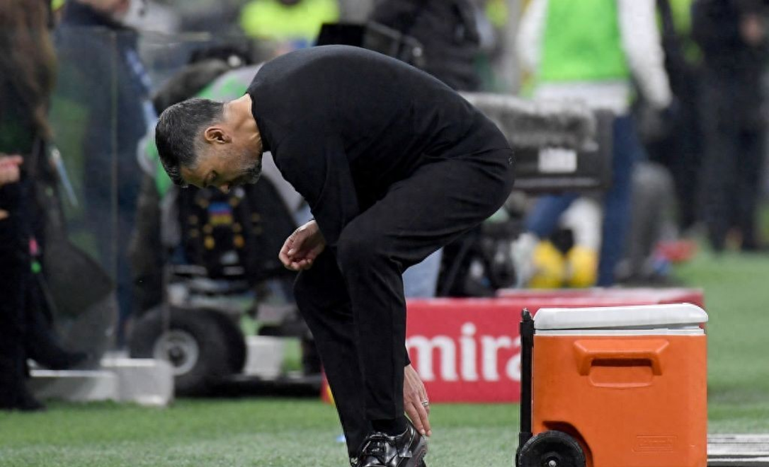 AC米兰连续不胜,困境难舒 AC米兰连续不胜,困境难舒