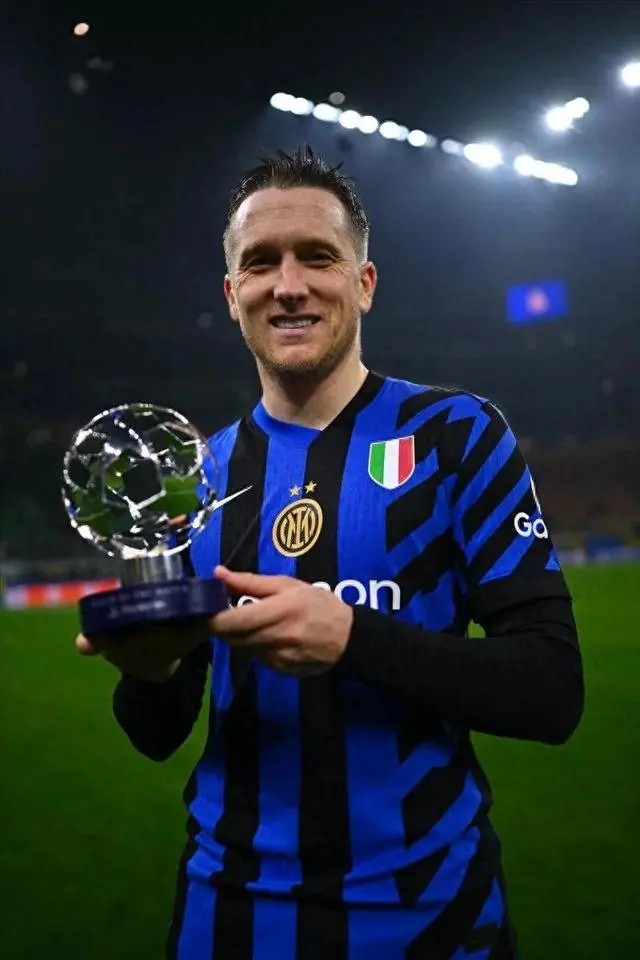 爱游戏在线-丹麦取得关键胜利，小组赛排名稳中求胜