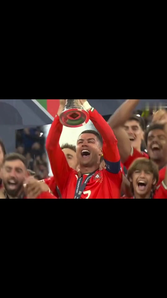 包含欧国联比赛的激动人心瞬间,让我们一起来回味一下的词条 包含欧国联比赛的激动人心瞬间,让我们一起来回味一下的词条