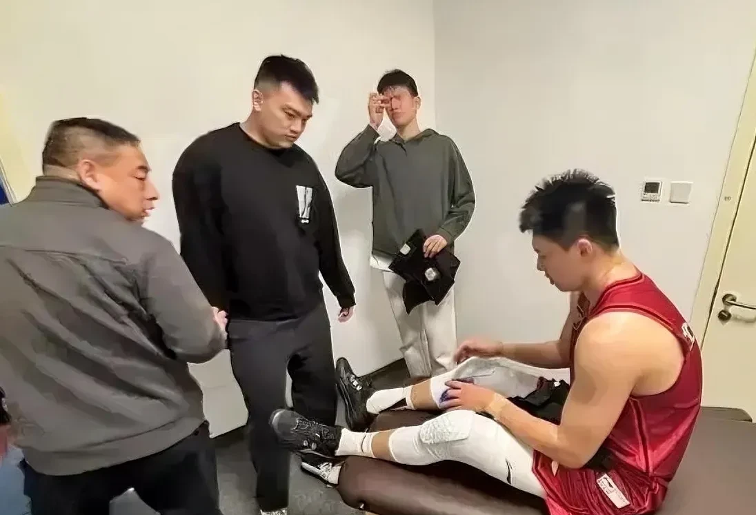 急诊室里的队员：CBA球员受伤的真相！