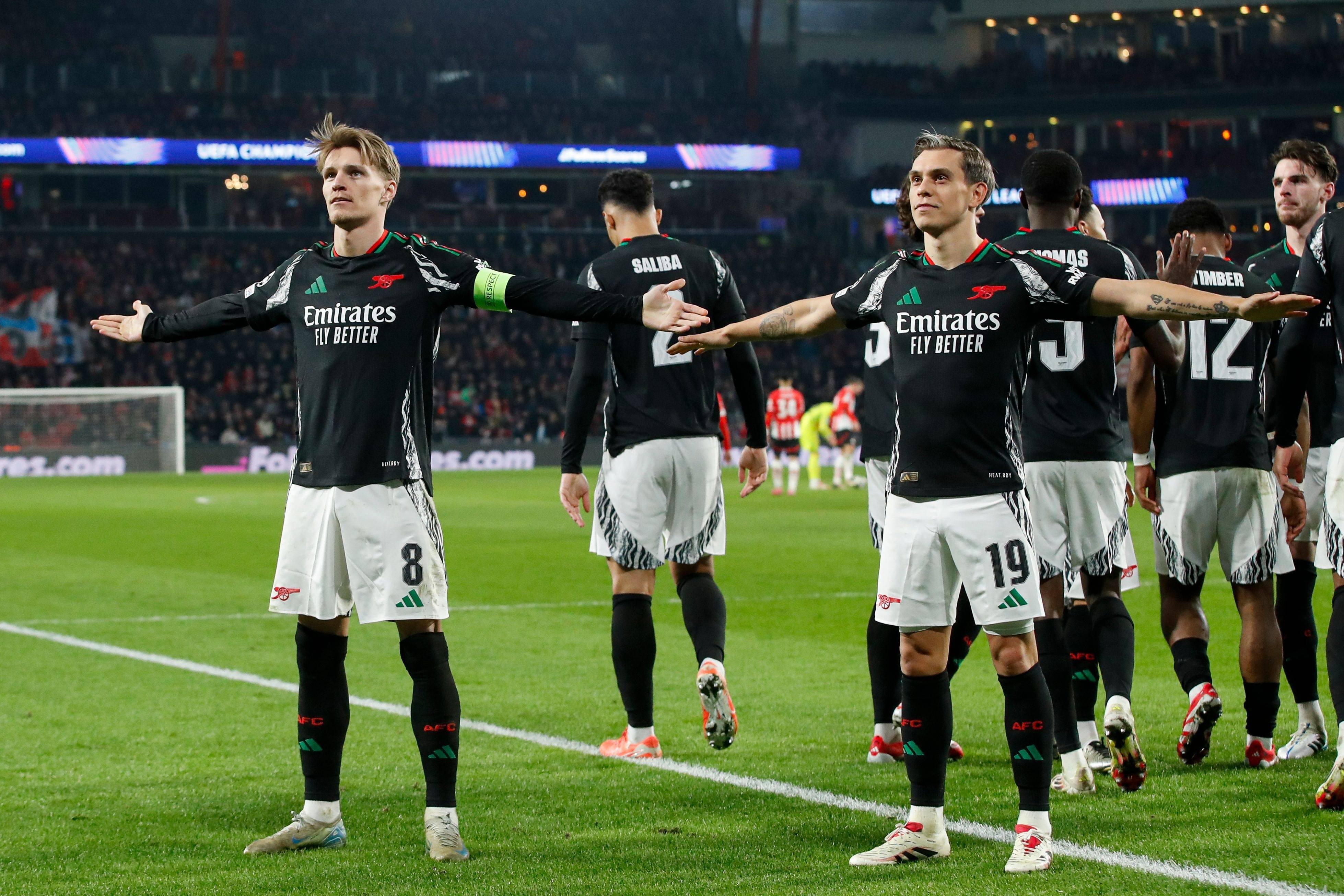 爱游戏官网-热刺前锋索尔达多神勇进球，球队逼平阿森纳巩固前四