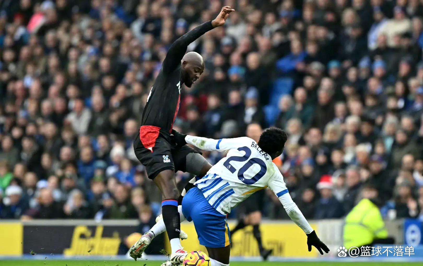 阿森纳战平布莱顿,追赶失利 阿森纳战平布莱顿,追赶失利