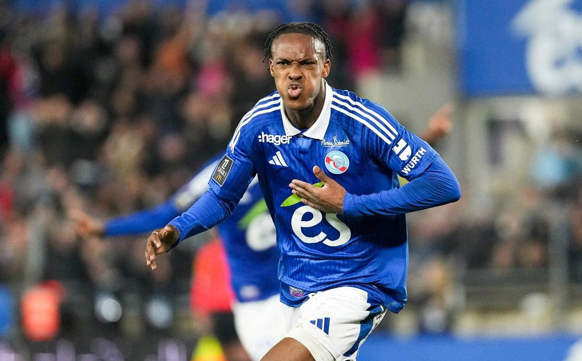 瓦朗谢纳客场击败斯特拉斯堡,积分榜上升 瓦朗谢纳客场击败斯特拉斯堡,积分榜上升