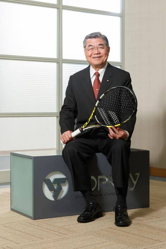 意甲球队举行慈善晚宴,回馈社会爱心 意甲球队举行慈善晚宴,回馈社会爱心