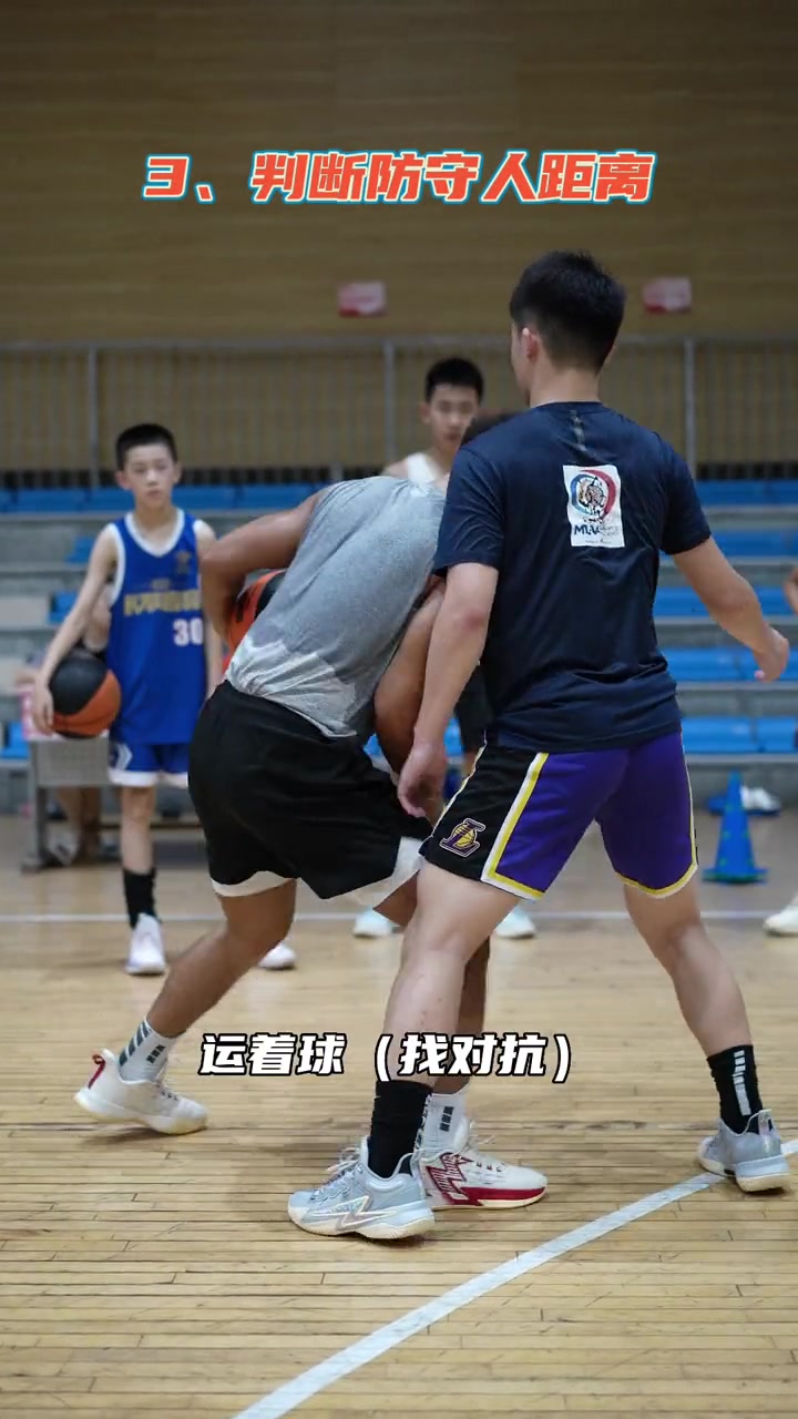 持球停不了脚步,晋级半决赛拔高突进 持球停不了脚步,晋级半决赛拔高突进