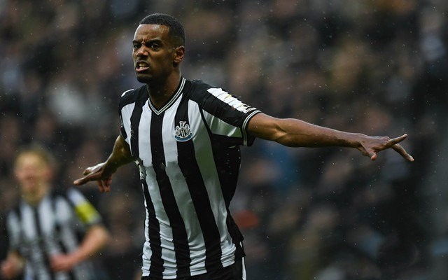 纽卡斯尔惊险获胜，士气大振的简单介绍